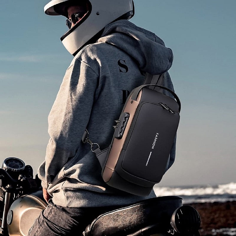 BOLSO DEPORTIVO DE CUERO ANTI ROBO